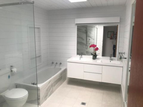 Mollymook Fantastic Holiday House - Tourism Canberra 4