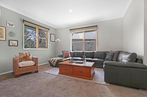 Country House Retreat - Tourism Canberra 3