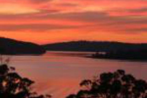 A Lakehouse Escape - Tourism Canberra 0