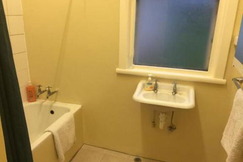 Rand Hotel - Tourism Canberra 1