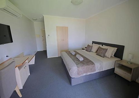 Lakeview Apartments - Tourism Canberra 6