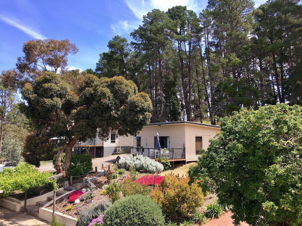 Blewitt Springs SA Tourism Canberra