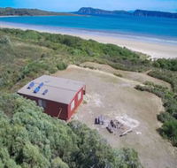 Cloudy Bay Cabin - Tourism Canberra