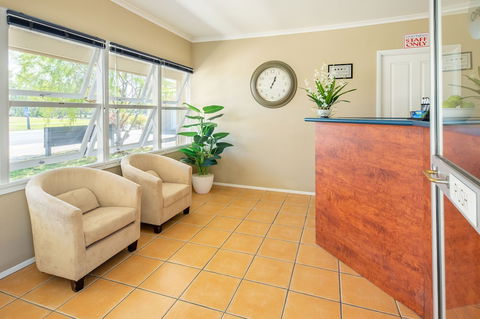 Motel Ingham - Tourism Canberra 3