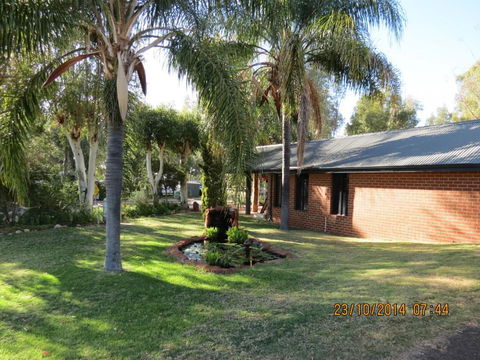 Kalbarri Tudor Holiday Park - Tourism Canberra 6