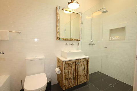 A PERFECT STAY - Cavvanbah Seaside Cottage - Tourism Canberra 2