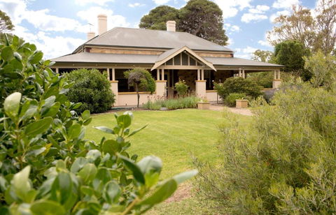 Yankalilla Bay Homestead - Tourism Canberra 5