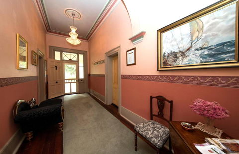 Yankalilla Bay Homestead - Tourism Canberra 3