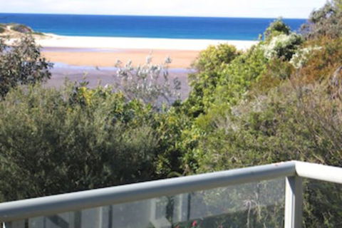 Nakarra - Tourism Canberra 1