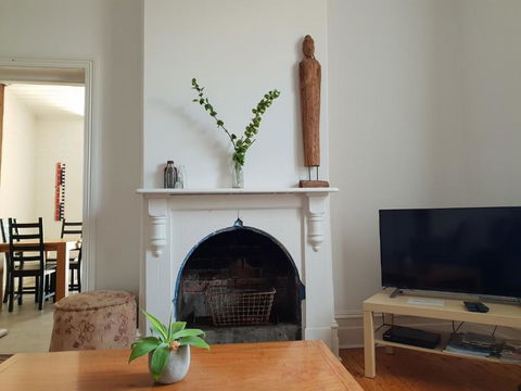 Captains Heritage Cottage - Tourism Canberra 5
