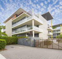 Luxury Modern Double Ensuite Apartment - Tourism Canberra