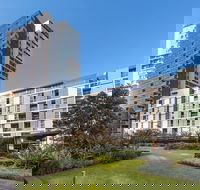 Meriton Suites Zetland - Tourism Canberra