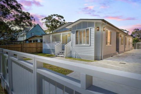 Margarets Hamptons Cottage - Tourism Canberra 0