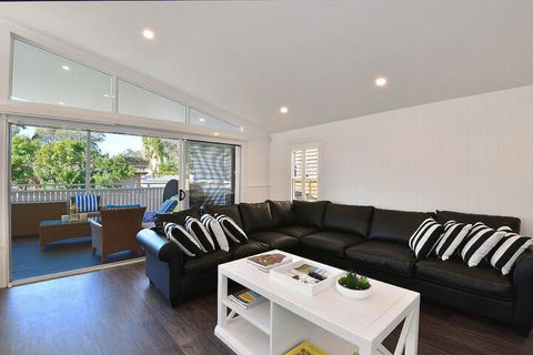 Margarets Hamptons Cottage - Tourism Canberra 4