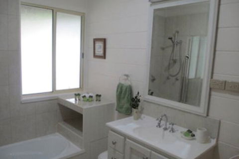 All About Me B & B - Tourism Canberra 1