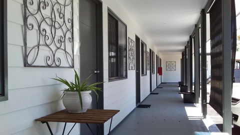 Verandah Motel - Tourism Canberra 2