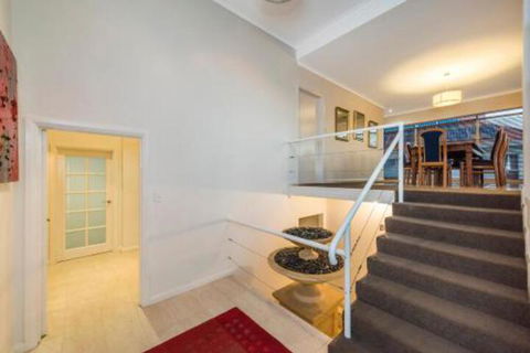 Perth Luxury Accommodation - Tourism Canberra 6