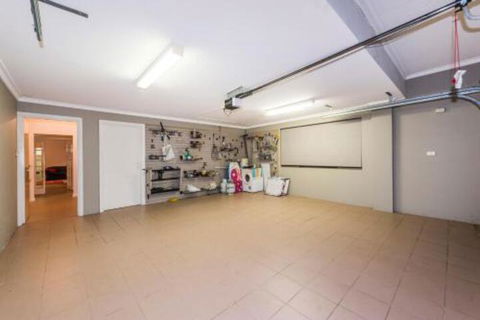 Perth Luxury Accommodation - Tourism Canberra 7