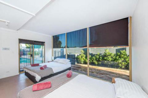 Perth Luxury Accommodation - Tourism Canberra 5