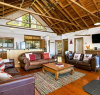 Narrow Neck Lodge - Tourism Canberra