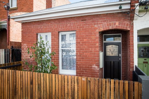 White Room Apartments - Tourism Canberra 0