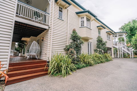 Balmoral Queenslander - Tourism Canberra 0