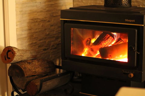 Canguri Boutique Farmstay Cottage - Tourism Canberra 3