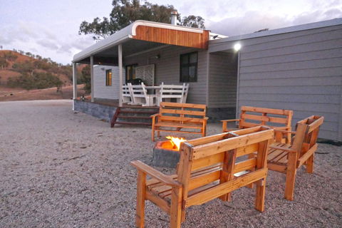 Canguri Boutique Farmstay Cottage - Tourism Canberra 0