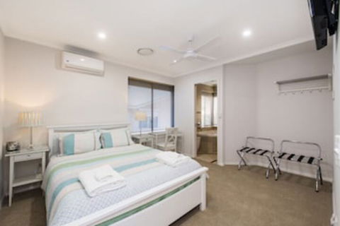 North Beach Bed And Breakfast - Tourism Canberra 0