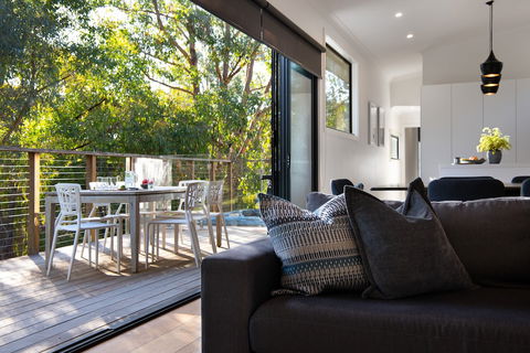 Casa Lagrima - Tourism Canberra 1