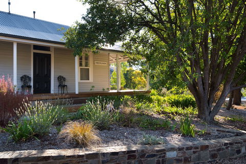 Greenlands - Tourism Canberra 0