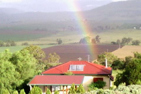 R On The Downs BnB & Spa Cottages - Tourism Canberra 1