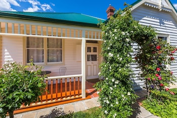 Rosehaven Cottage - Tourism Canberra 1