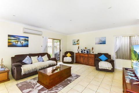 Annes Beach Getaway - Tourism Canberra 5