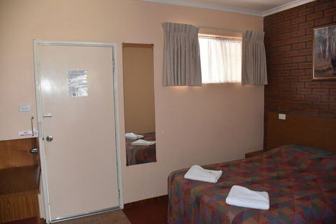 Valley Views Motel & Chalets - Tourism Canberra 7