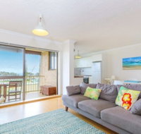 Beachside Bliss 12 Kingsway