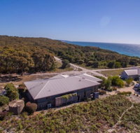 Tura Beachhouse in Dolphin Cove - Tourism Canberra