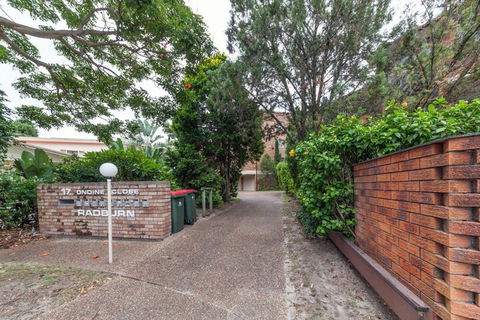 Radburn Unit 3 17 Ondine Close - Tourism Canberra 1