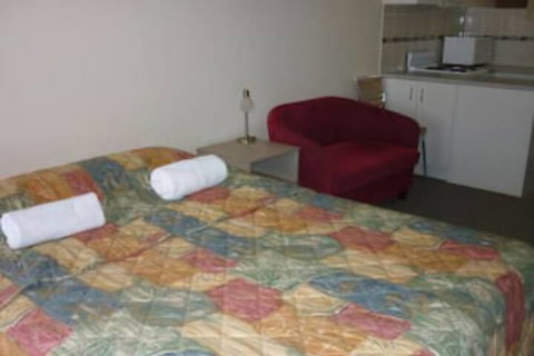 Bomaderry Motor Inn - Tourism Canberra 4