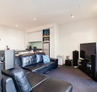 CLAUDE 2BDR Melbourne Apartment - Tourism Canberra