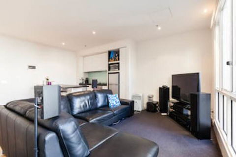 CLAUDE, 2BDR Melbourne Apartment - Tourism Canberra 0