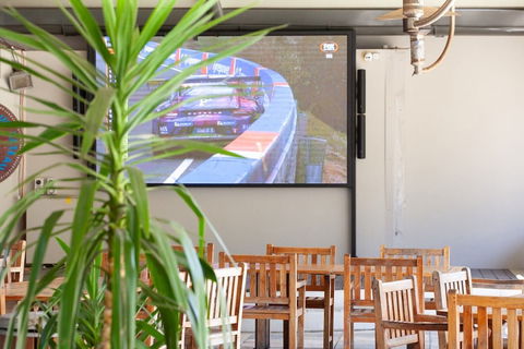 Bateau Bay Hotel - Tourism Canberra 5