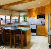 Anglers Reach Lakeside Village - Tourism Canberra