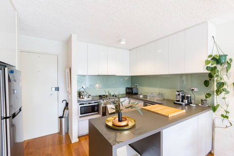 ISAAC, 1BDR South Melbourne Apartment - Tourism Canberra 3