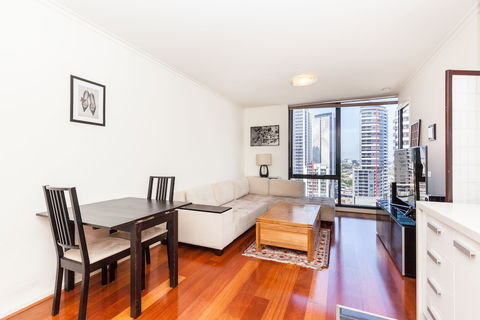 PIPER, 1BDR Southbank Apartment - Tourism Canberra 2