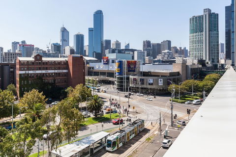 PIPER, 1BDR Southbank Apartment - Tourism Canberra 1