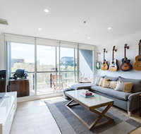 YUKI 1BDR Melbourne Apartment - Tourism Canberra