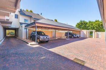 Luxurious Perth Townhouse - Tourism Canberra 1