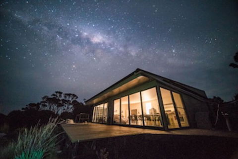 Sawyers Bay Shacks - Tourism Canberra 0