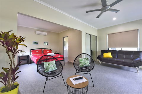 Daintree Peaks ECO Stays - Tourism Canberra 3